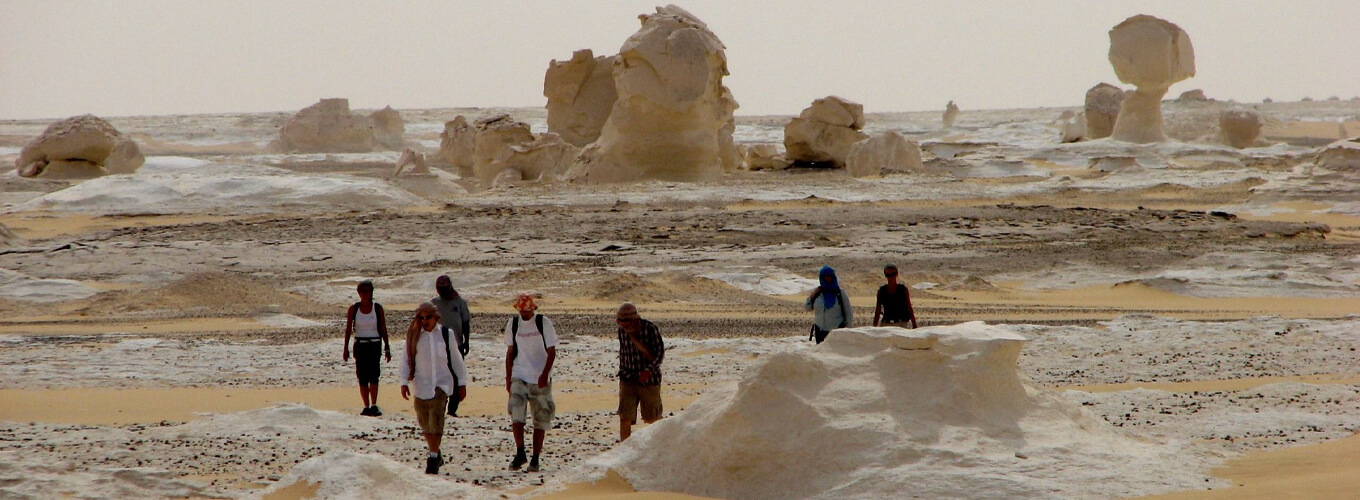 A-wonderful-picture-in-the-White-Desert-in-Egypt Hidden Gems in Egypt