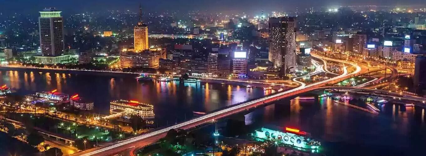 A-wonderful-picture-of-Cairo-at-night Things to Do in Cairo at Night